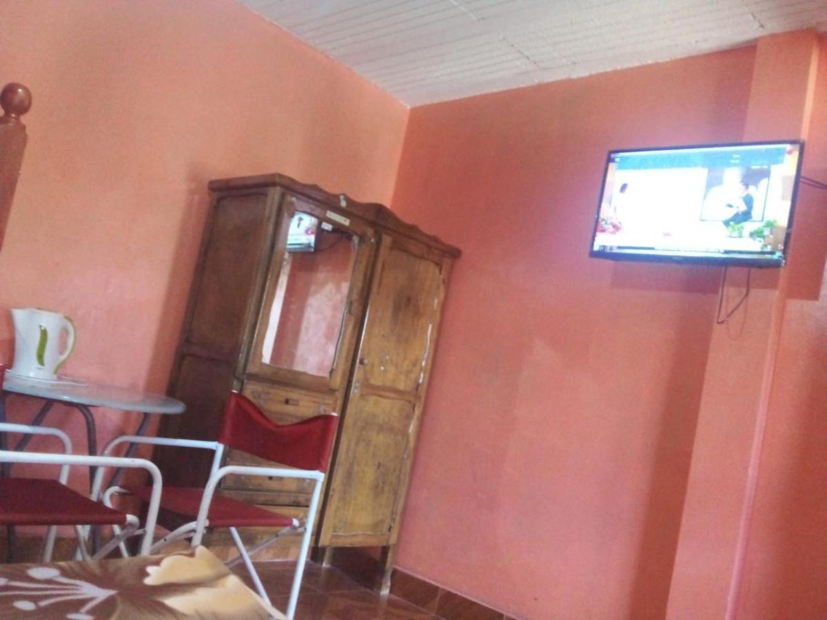 Hostal Lucero Humahuaca Zewnętrze zdjęcie